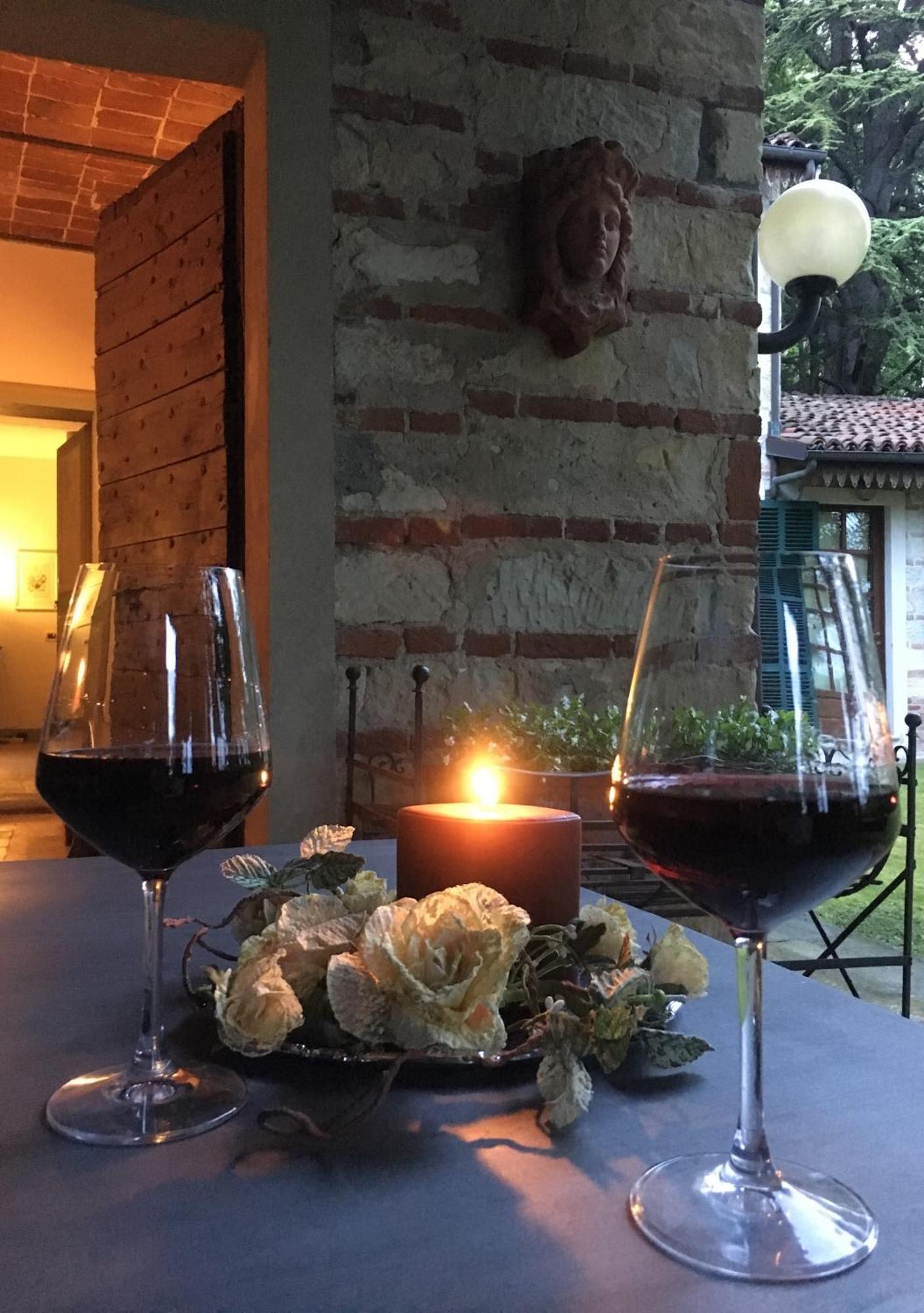 Dimora Storica La Corte Delle 4 Stagioni Ozzano Monferrato Exterior foto
