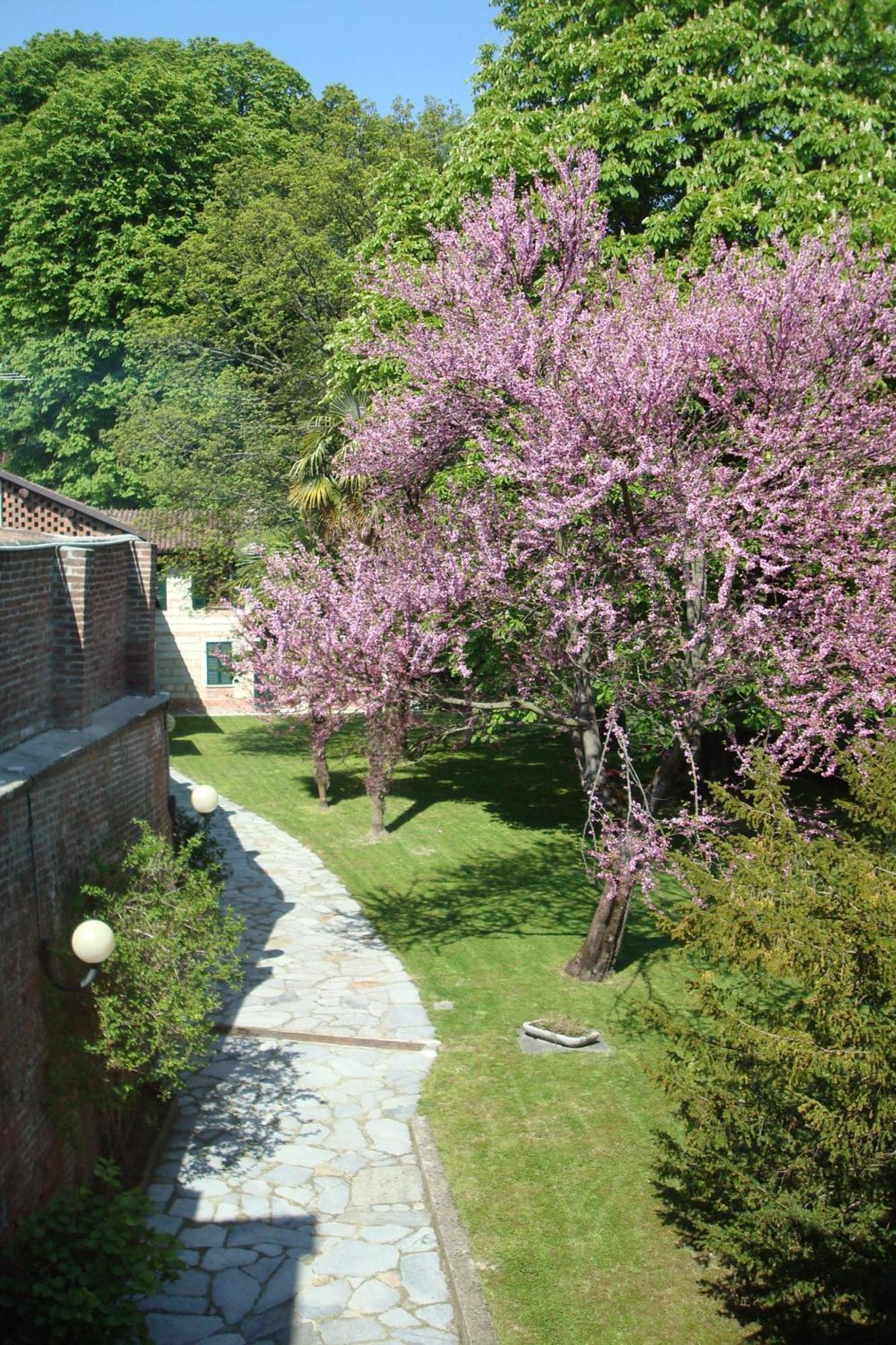 Dimora Storica La Corte Delle 4 Stagioni Ozzano Monferrato Exterior foto