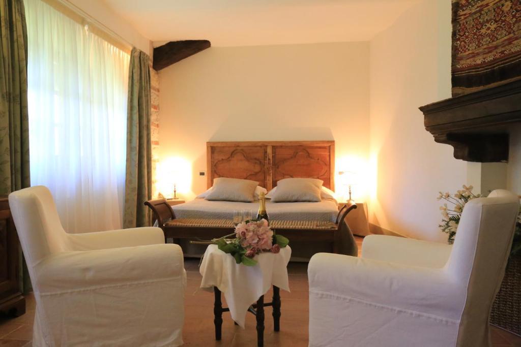 Dimora Storica La Corte Delle 4 Stagioni Ozzano Monferrato Zimmer foto