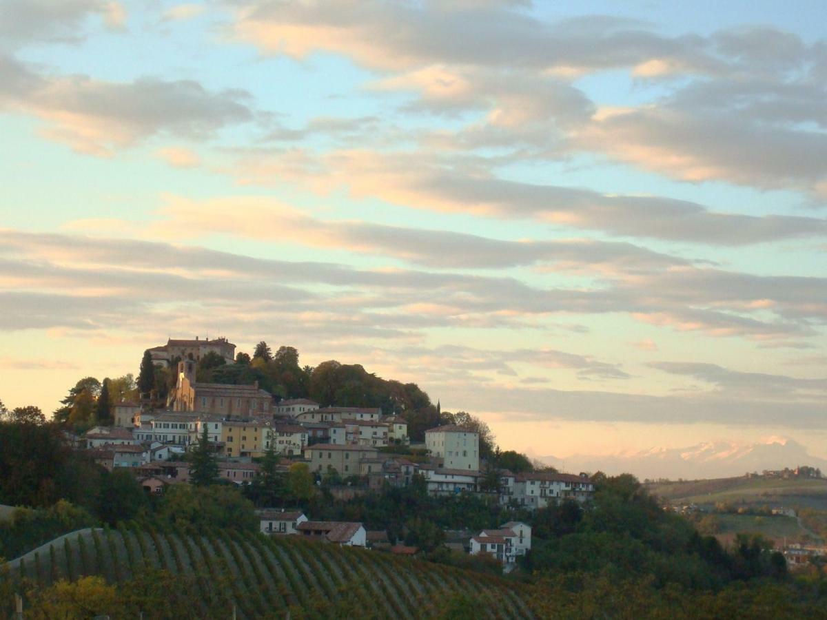 Dimora Storica La Corte Delle 4 Stagioni Ozzano Monferrato Exterior foto